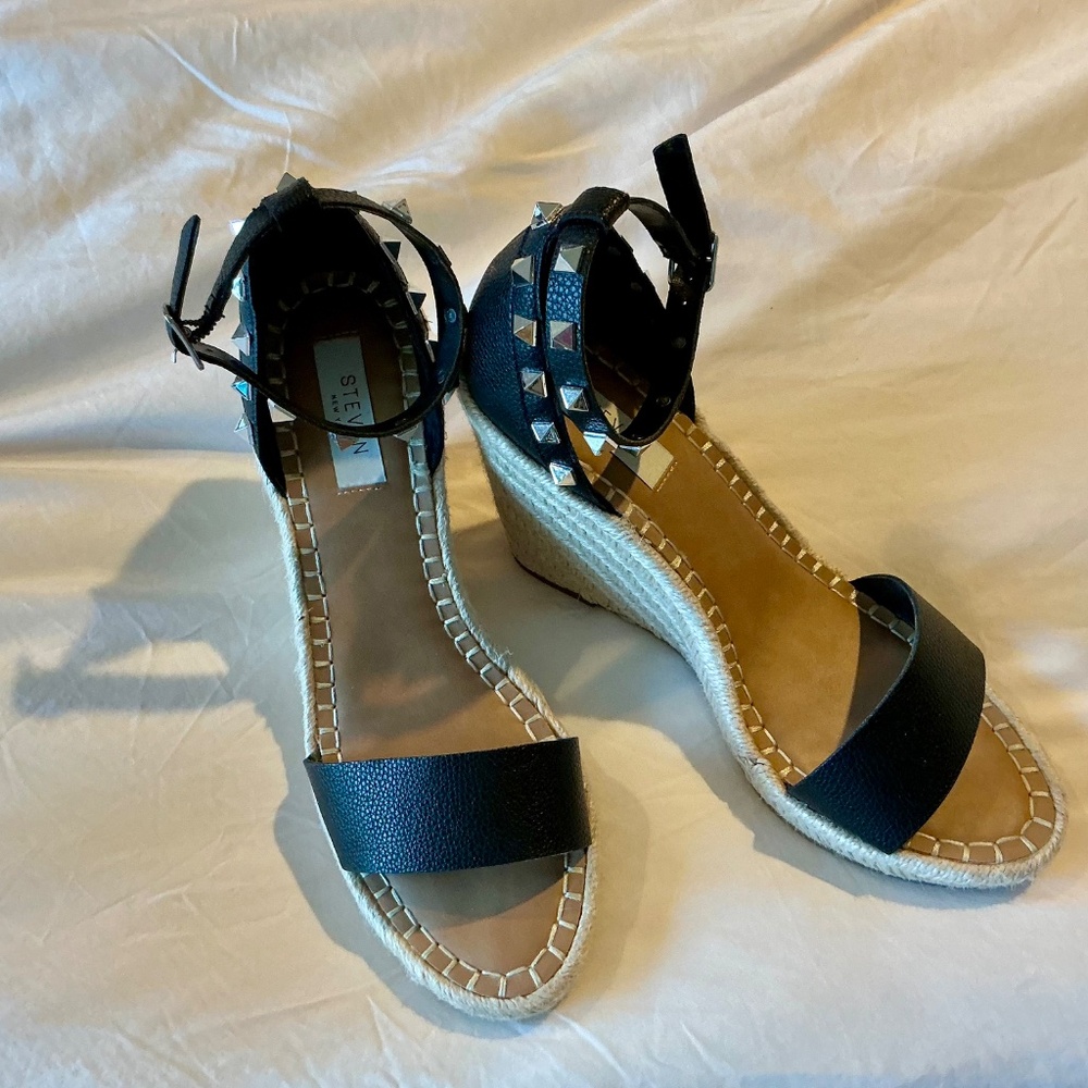 STEVEN by Steve Madden Peni Wedge Sandal - Picture 10 of 12